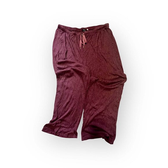 Midnight Lounge Set | XL | Burgundy Ribbed Long Sleeve Top & Pants - Picture 3 of 9